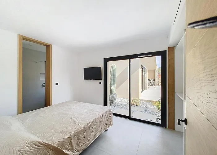 Casa Jean Baptiste * Lecci