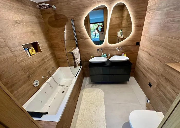 Casa Jean Baptiste *