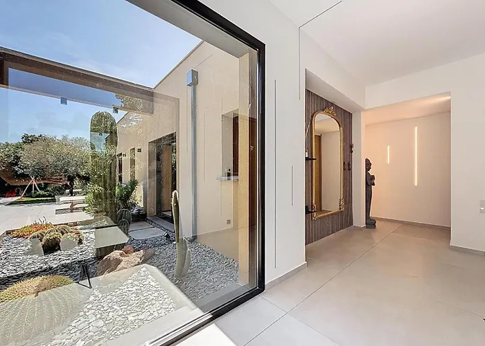 Casa Jean Baptiste *