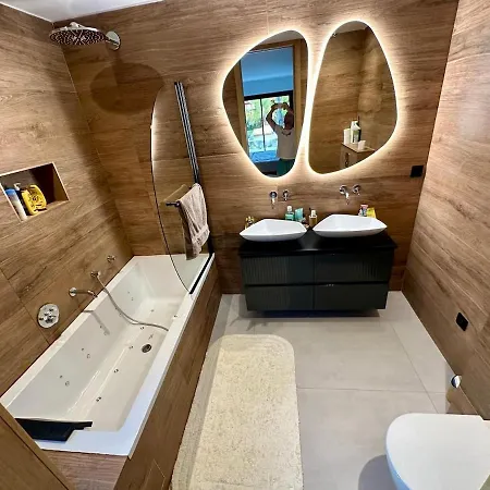 Casa Jean Baptiste *