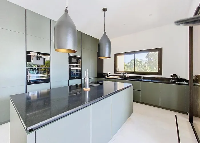 Casa Jean Baptiste *